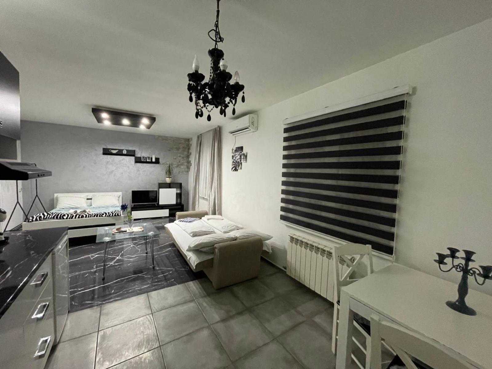 Airport Apartments Belgrade Room photo