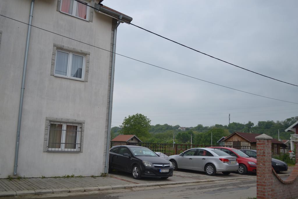 Airport Apartments Belgrade Exterior photo