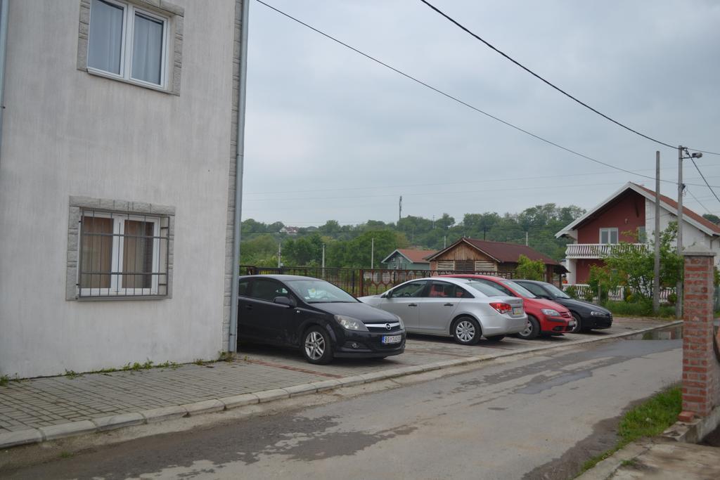 Airport Apartments Belgrade Exterior photo
