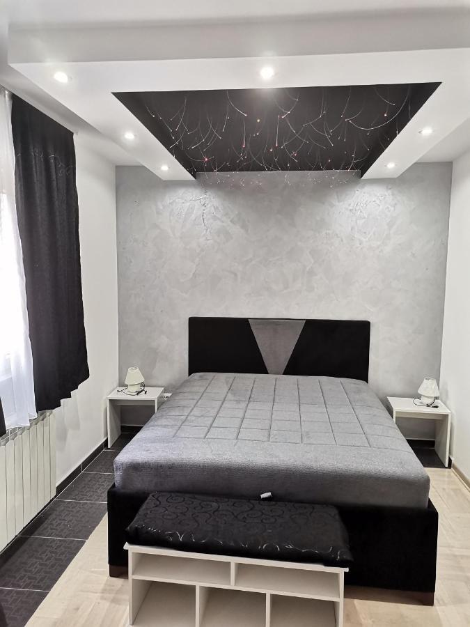 Airport Apartments Belgrade Exterior photo